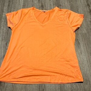 Light orange short sleeve